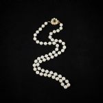 684234 Pearl necklace